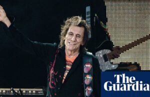 Rolling Stones’s Ronnie Wooden saka, ka viņš strādā pie jaunām dziesmām ar Rod Stewart