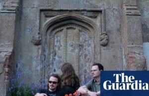 Pievienot atskaņošanas sarakstam: Jackhammer troksnis un Clubby alt-rock no Ashnymph un nedēļas labākajām jaunajām dziesmām