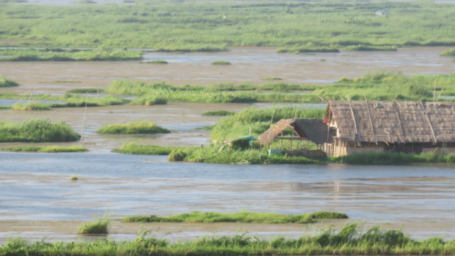A20view20of20the20Loktak20Lake20in20Manipur.png