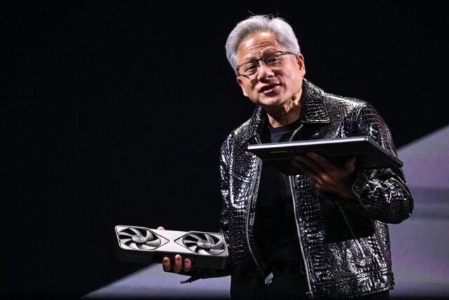 Nvidia-CEO-Jensen-Huang-RTX-50-Series-GPU-1-1280x853.jpg