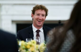 Fb noņem ledus izsekošanas grupu zem Trump režīma spiediena