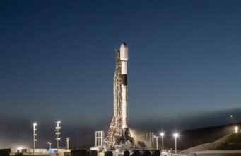 SpaceX slepenie “Starshield” satelīti, kas noķerti, izmantojot neatļautas frekvences