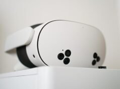 Amazon pārdod Meta Quest 3S par 70 USD atlaidi pirms Melnās piektdienas (un ar bezmaksas spēli)