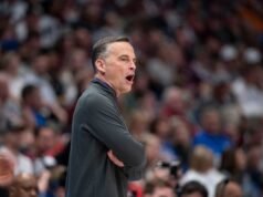 LSU turpinās Alcorn State pirkšanas spēļu cimds