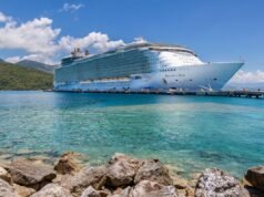 66 gadus veca sieviete mira Teilores Sviftas tematikas kruīzā pēc kritiena pār bortu