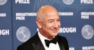 Tiek ziņots, ka Džefs Bezoss atgriežas tranšejās kā jaunā AI startup Mission Prometheus līdzdirektors.