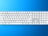 Apple izdod jaunu programmaparatūru 140 W USB-C strāvas adapterim, Magic Keyboard un Magic Trackpad