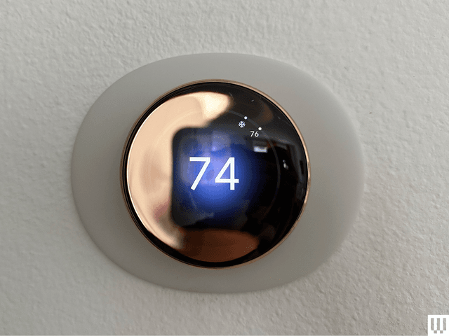 Nest-Learning-Thermostat-4th-Gen-Adjusting-Temperature-Reviewer-Photo-SOURCE-Nena-Farrell_.png