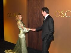 Hjū Džekmens iejutās solo, pēc tam devās uz randiņu uz Sarkanā paklāja ar… Keitu Hadsoni