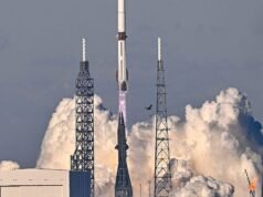 Raķešu sāncensība uzkarst, jo Blue Origin veiksmīgi nolaižas uz savu pastiprinātāju