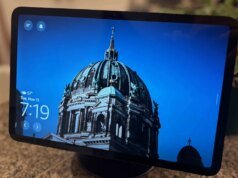 2025. gada labākie viedie displeji: mājas vadība ar pieskārienu