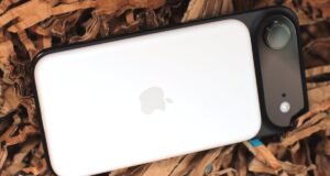 Apple nākamie iPhone Air un iPhone 18 varētu tikt laisti klajā 2027. gada martā