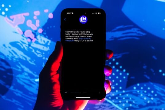 Mashable nosūtīs labākos melnās piektdienas piedāvājumus tieši uz jūsu tālruni — kā tas darbojas
