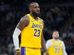 Lebrons Džeimss atgriežas praksē, jaunināts uz apšaubāmu pret džezu