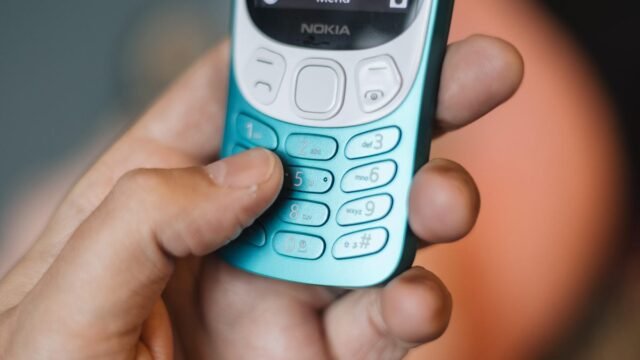 nokia-3210-2024-hands-on-review-11.jpg