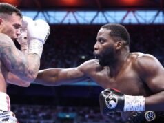 AJ bija amerikāņu smagsvars izlases sarakstā, pirms piekrita Pola cīņai